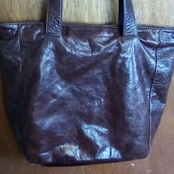 Vintage National Geographic leather purse-Made in Bolivia (12 in.x14 1/2 in.x 4) - Picture 3 of 8